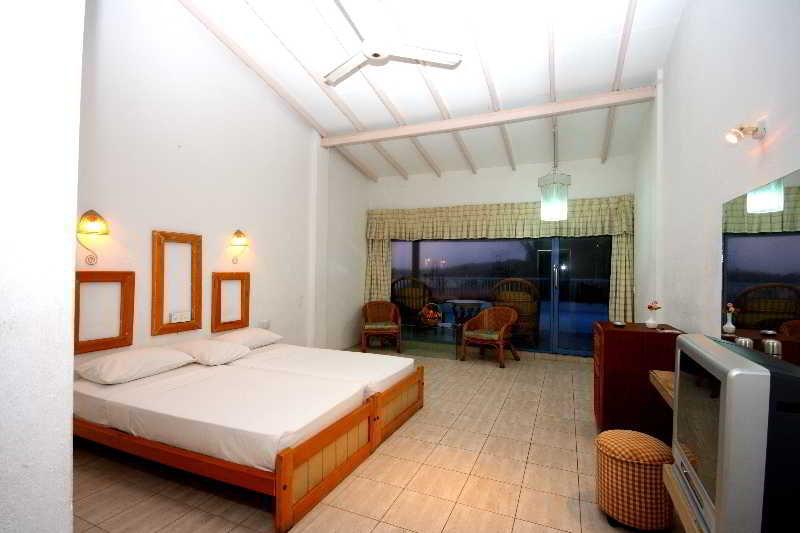 Lavendish Beach Resort Unawatuna Exterior foto